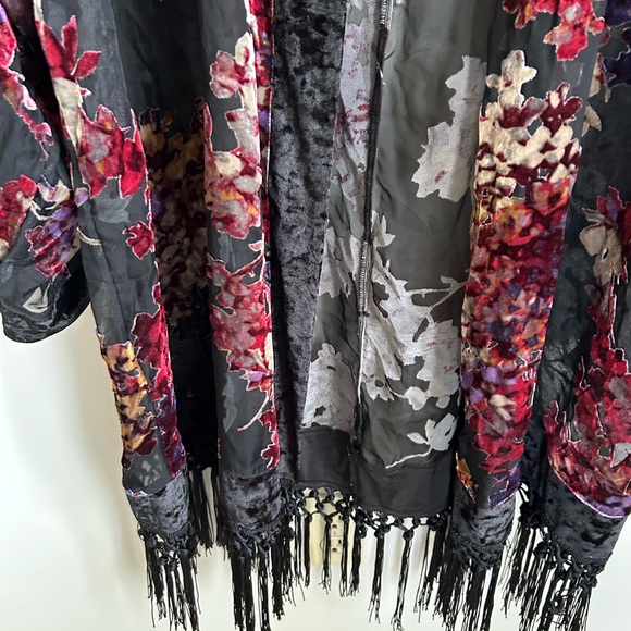 Cacique burnout velvet Floral Kimono with Fringe size 22/24 - Picture 2 of 7